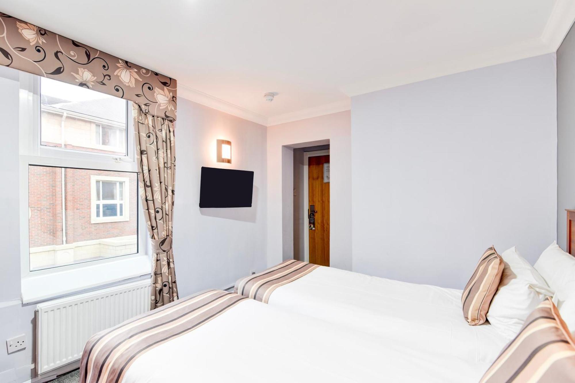 Aston Court Derby City Centre By Belvilla Esterno foto